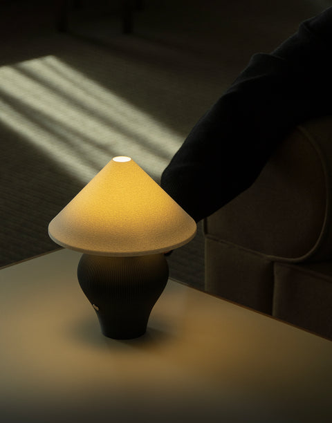 Archive | Dosan Lamp 001