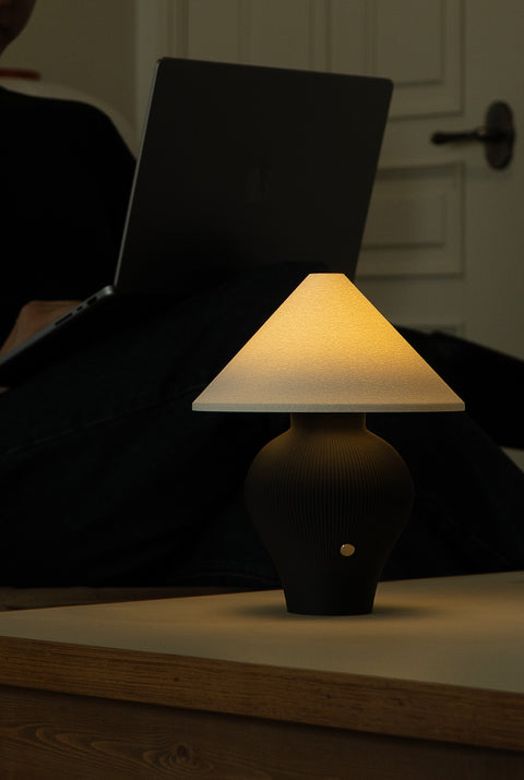 Archive | Dosan Lamp 001